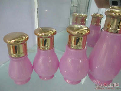 廣州化妝品玻璃瓶噴涂加工 精油瓶、管制瓶與膏霜瓶的專業(yè)解決方案